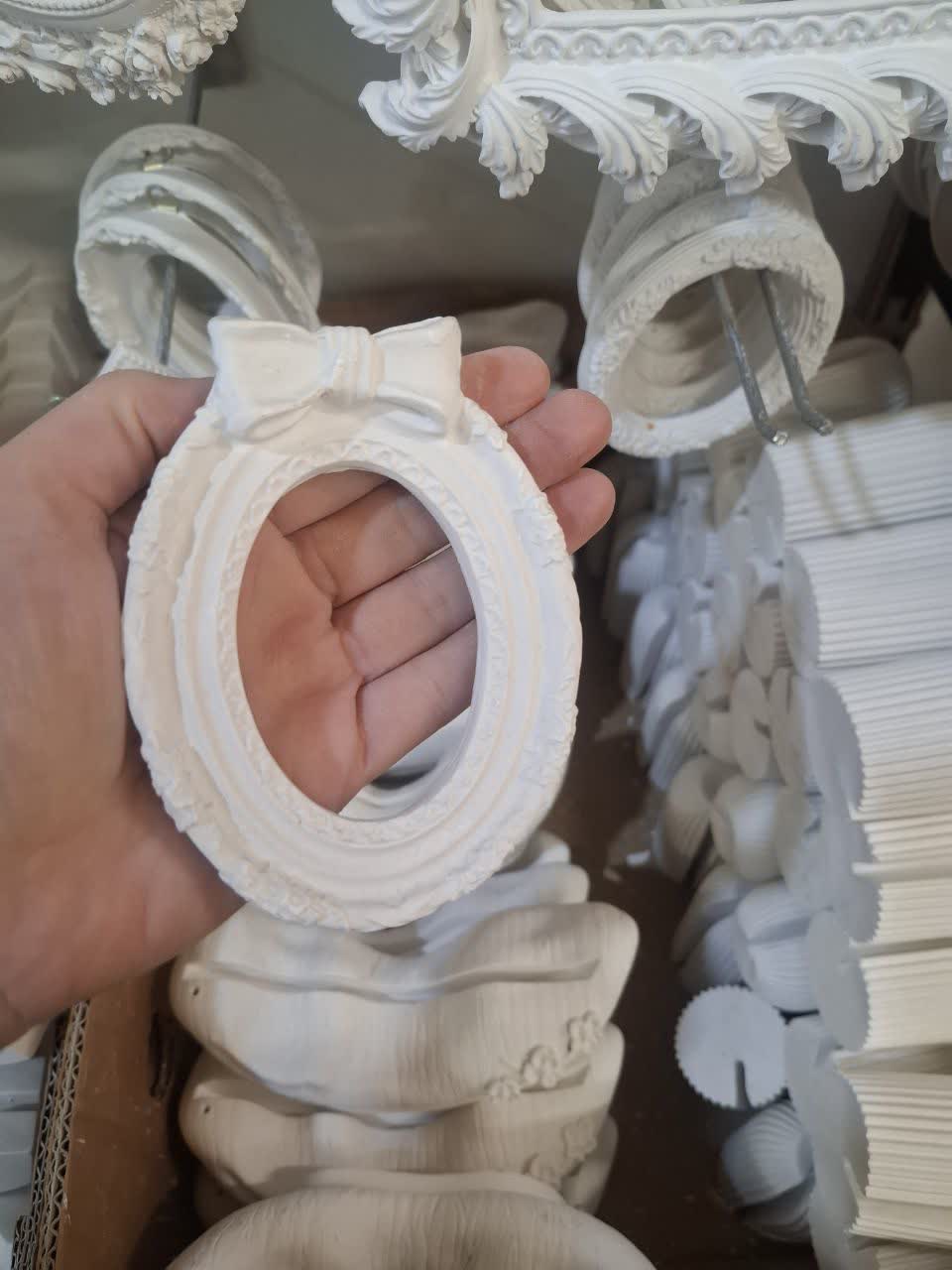 قاب کوچک بیضی پاپیون ساده